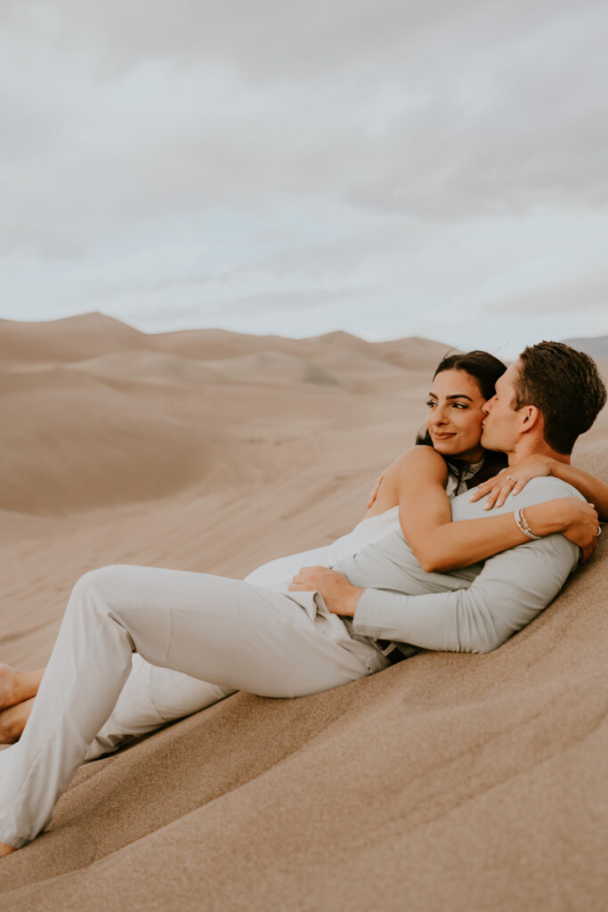 Great Sand Dunes national park photo shoot, engagement session in souther colorado, sand dunes photoshoot inspo
