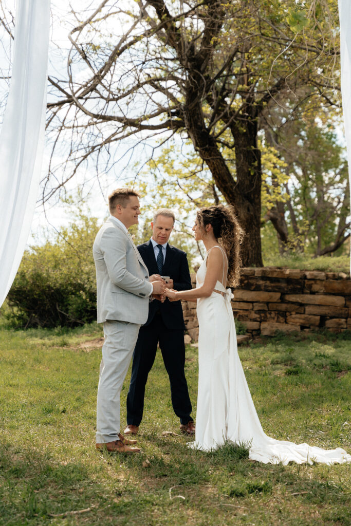 colorado photographer for summer weddings in the mountains