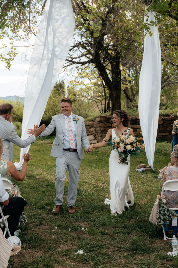 colorado photographer for summer weddings in the mountains